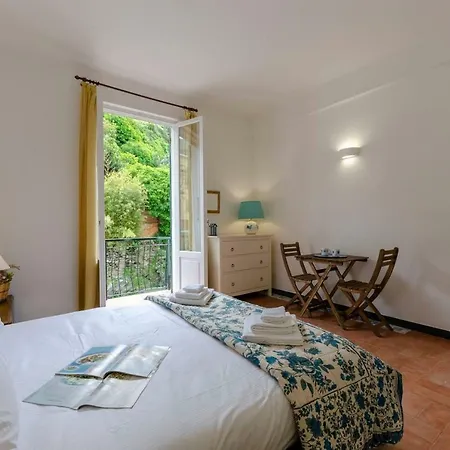 Joivy Lovely Apt For 2, With Terrace In