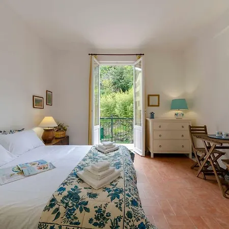 Joivy Lovely Apt For 2, With Terrace In 公寓