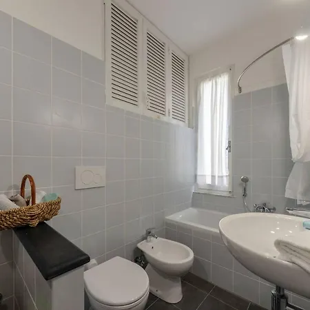 Joivy Lovely Apt For 2, With Terrace In Apartment *